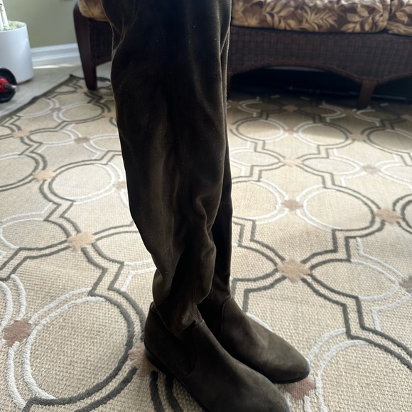 Over the knee suede boots from Aldo - Size 6 - Olive Green - Picture 3 of 7